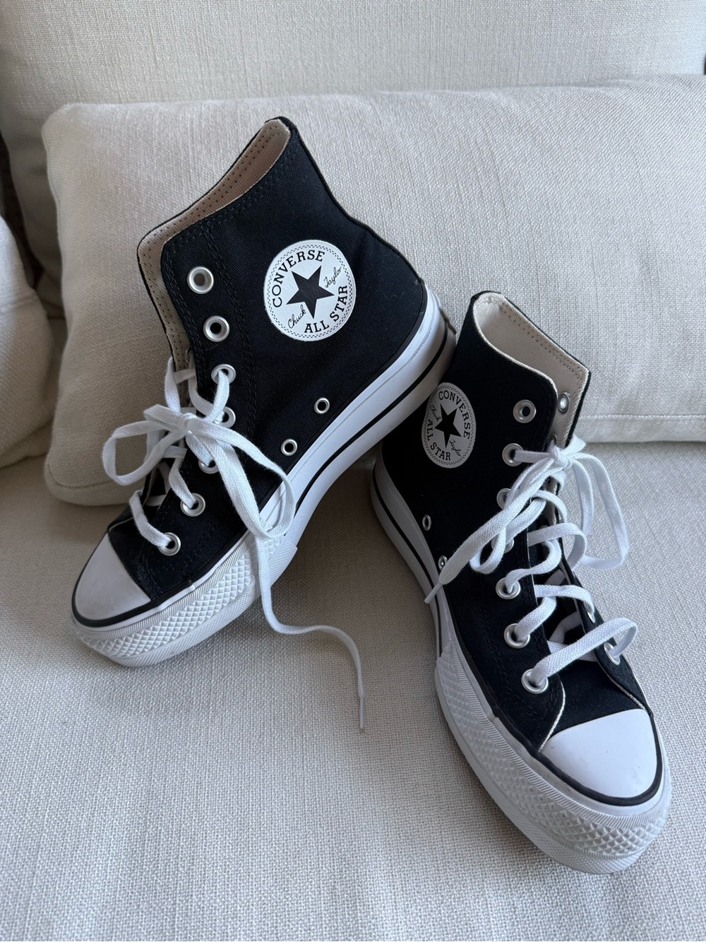 Converse Black and White Platform Chuck Taylor High Tops, US 6.5 37